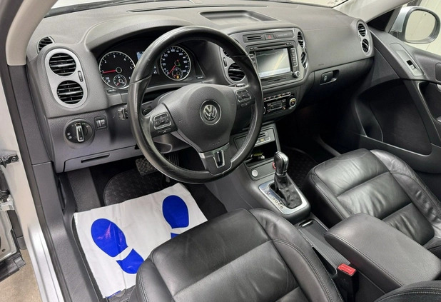 Volkswagen Tiguan cena 49900 przebieg: 209000, rok produkcji 2012 z Żmigród małe 562